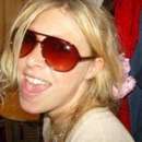 Come Play with My Tight Pussy and Huge Tits on Live Cams